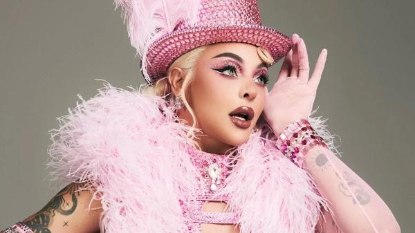 Pabllo Vittar que inicia no sábado em SP a turnê 'Halloween da Pabllo'; novo disco sai amanhã