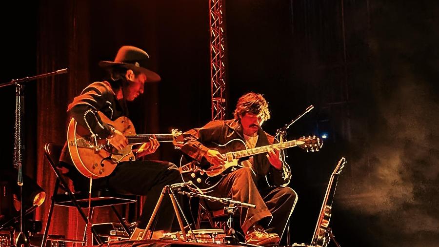 A dupla equatoriano-suíça Hermanos Gutiérrez encerrou o Queremos! Festival 2025, no Rio A dupla equatoriano-suíça Hermanos Gutiérrez encerrou o Queremos! Festival 2025, no Rio