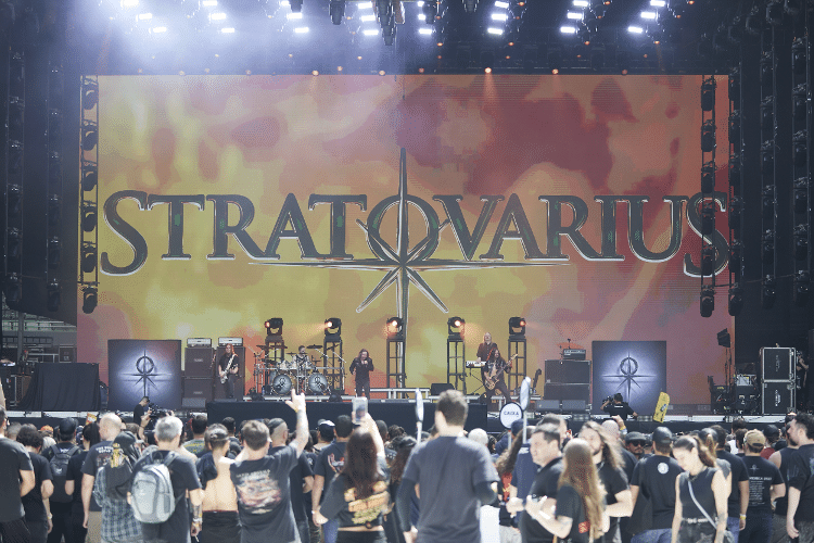 Stratovarius foi a primeira banda a se apresentar no Monsters of Rock 30 anos, no Allianz Stratovarius foi a primeira banda a se apresentar no Monsters of Rock 30 anos, no Allianz