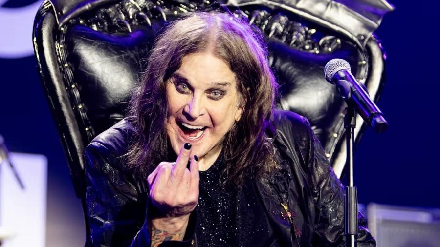 Ozzy Osbourne em show de despedida no sábado, na Inglaterra - Ross Halfin