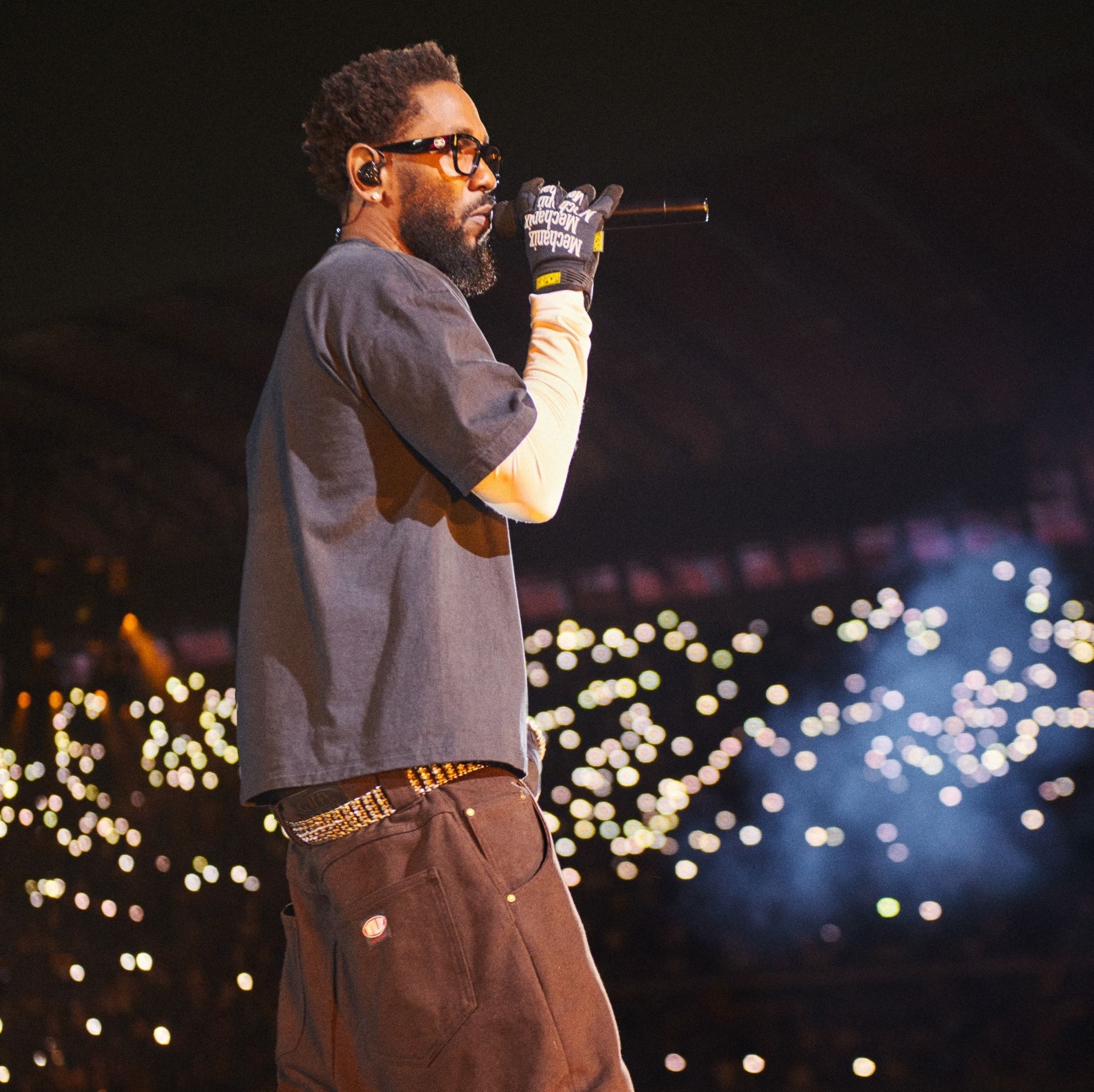 Inspirado na briga com Drake, Kendrick Lamar dá aula de rap em SP