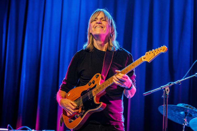 Mike Stern se apresenta no Bathuset Scene do Vinterjazz, em 28 de março de 2025, em Fredrikstad, Noruega Mike Stern se apresenta no Bathuset Scene do Vinterjazz, em 28 de março de 2025, em Fredrikstad, Noruega