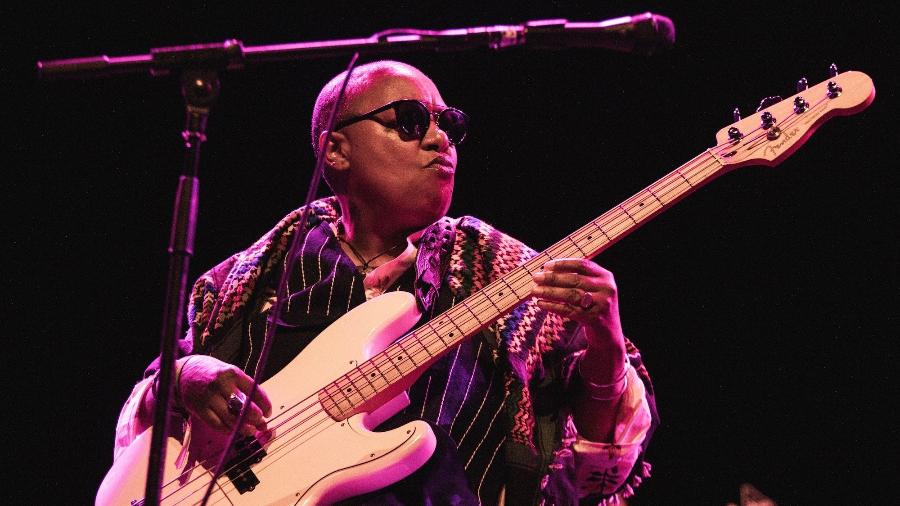 A baixista Meshell Ndegeocello no C6 Fest