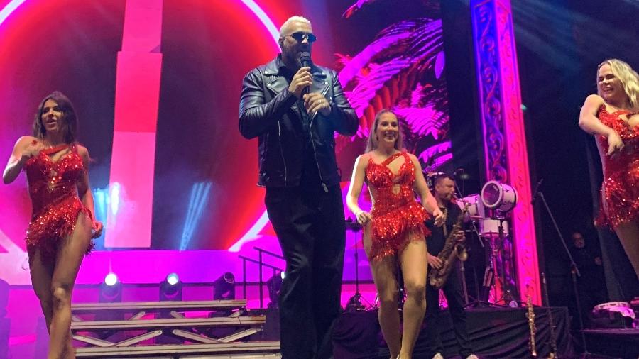 Show de Belo teve problemas de som na Virada Cultural Show de Belo teve problemas de som na Virada Cultural