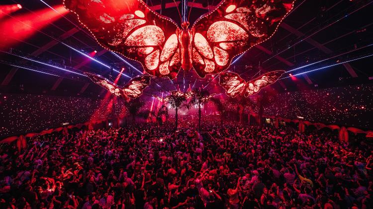 Palco coberto do Tomorrowland Brasil 2025