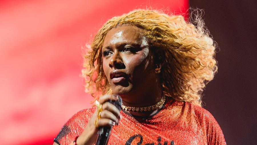 Liniker comemora 1 ano de 'Caju' com convidados especiais no Doce Maravilha 2025 Liniker comemora 1 ano de 'Caju' com convidados especiais no Doce Maravilha 2025