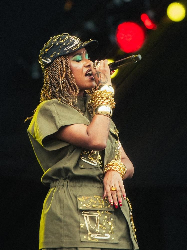 A rapper Stephanie no primeiro dia do Lollapalooza Brasil 2026