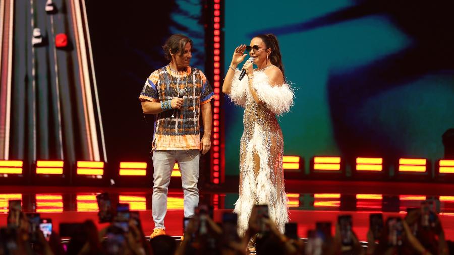 Caito Maia com Ivete Sangalo no palco do Superdose 2025 Caito Maia com Ivete Sangalo no palco do Superdose 2025