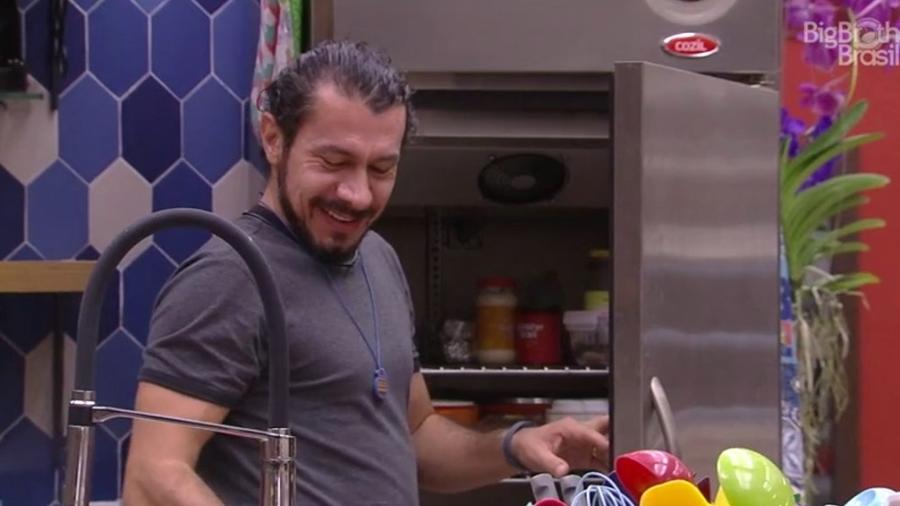 Rômulo começa ataque contra Ilmar - Reprodução/TV Globo