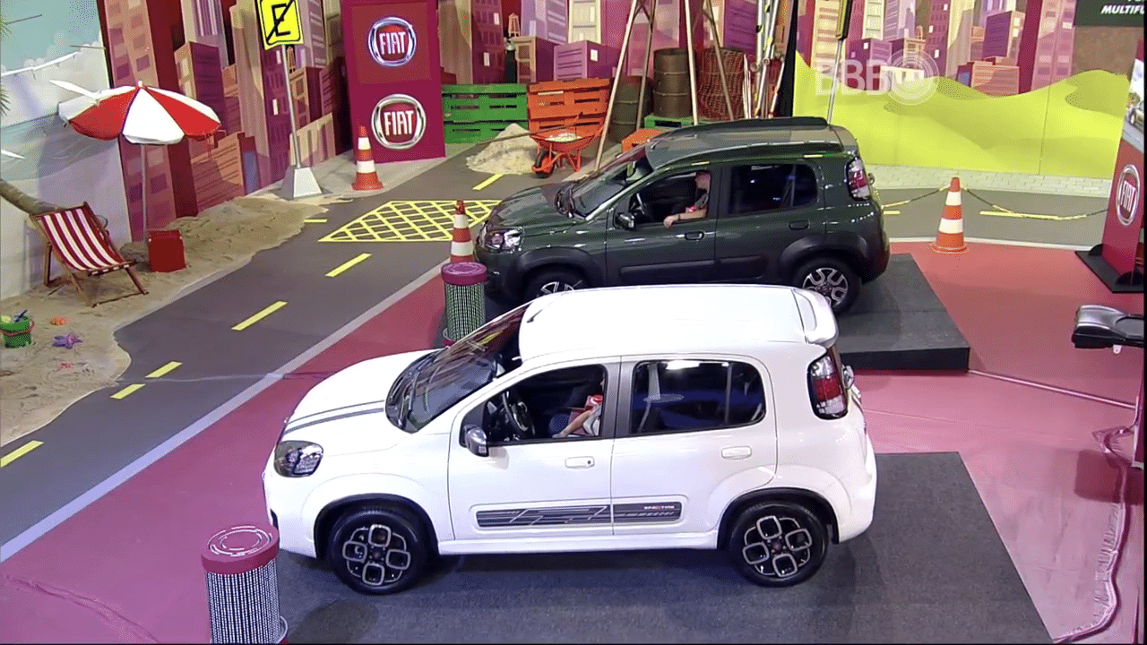 2.abr.2016 - Munik e Maria Claudia na última prova do "BBB16" - Reprodução/TV Globo