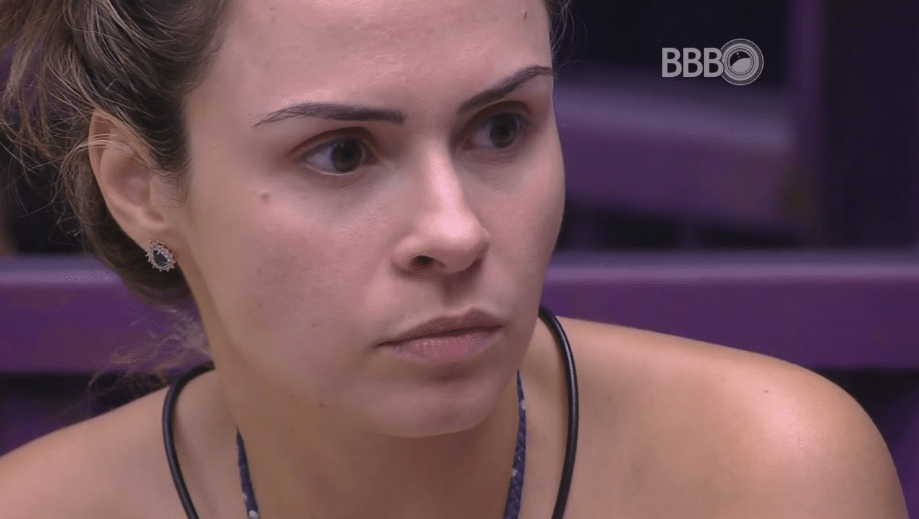 3.mar.2016 - Ana Paula, Ronan, Munik e Geralda imaginam como será o próximo paredão, no "BBB16" - Reprodução/TV Globo