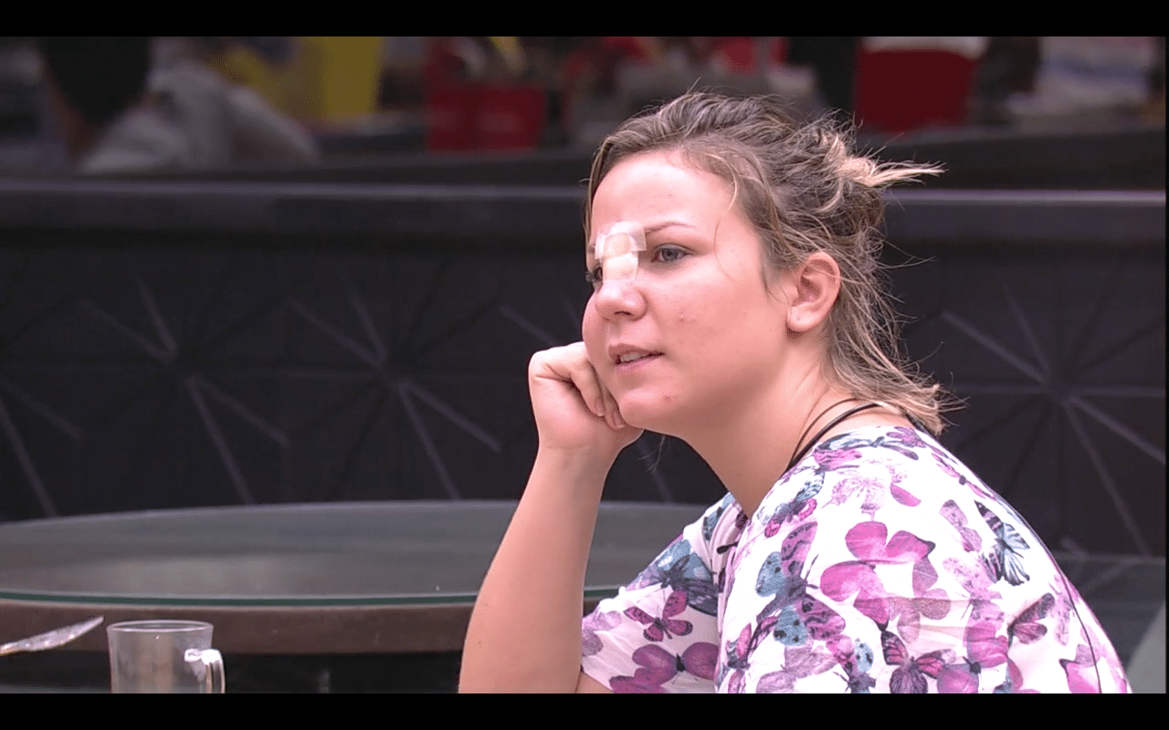 12.mar.2016 - Maria Claudia diz que não conhece a blogueira Gabriela Pugliesi no "BBB16" - Reprodução/TV Globo