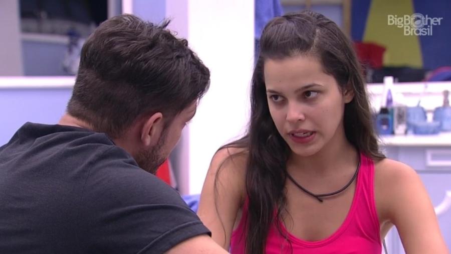 Mayla e Luiz Felipe conversam sobre a relação - Reprodução/Tv Globo