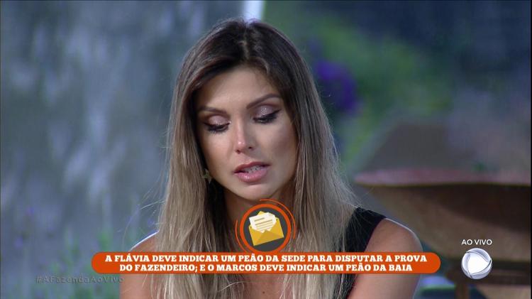 Flávia dourado - Reprodução/Record - Reprodução/Record