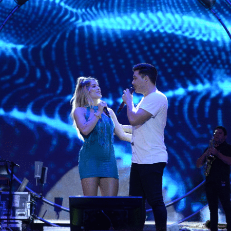 Jaqueline fez uma participação no show de Wesley Safadão. "Foi uma experiência única"  - Divulgação - Divulgação