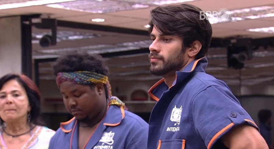 22.jan.16 - Renan e Ronan são os monstros da semana - Reprodução/ TV Globo