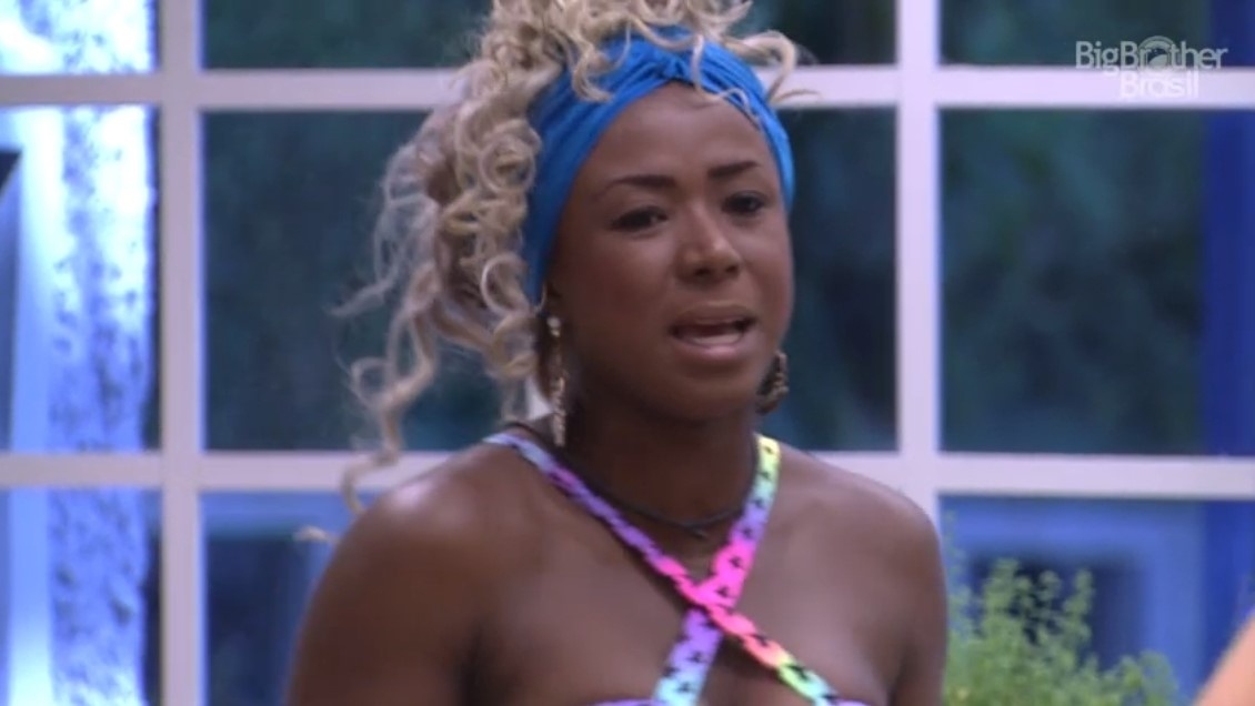 15.fev.2016 - Adélia afirma não acreditar em brothers que dizem não estar jogando no "BBB16' - Reprodução/ TV Globo