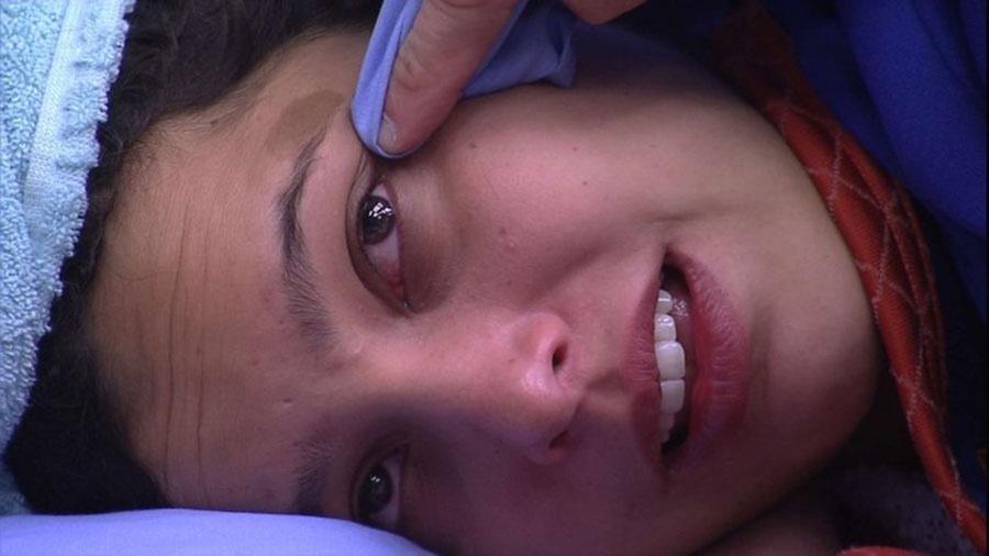Emilly chora e se defende: "Não sou egoísta" - Reprodução/TVGlobo