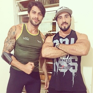 Renan Oliveira ao lado do amigo, o personal trainer Diogo Franco - Reprodução/Instagram - Reprodução/Instagram