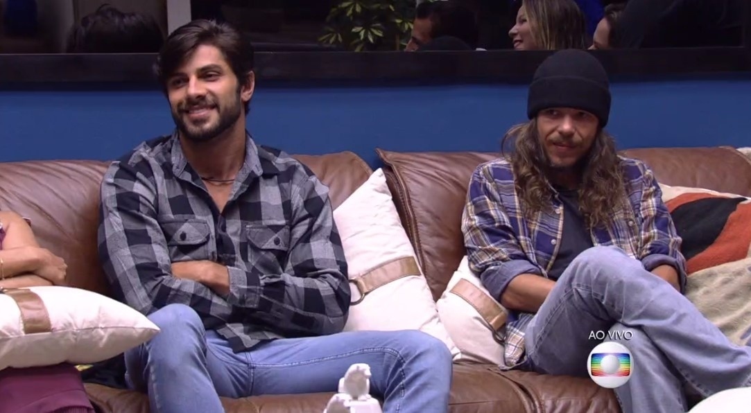 26.fev.2016 - Líderes da semana mais uma vez, Renan optou pela imunidade e Tamiel ficará com um automóvel 0 km e R$ 10 mil - Reprodução/TV Globo
