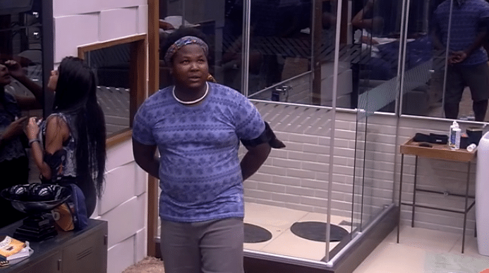 16.fev.2016 - Depois do paredão, Ronan desconfia que Maria Claudia tenha contado a Tamiel sobre seu voto - Reprodução/TV Globo