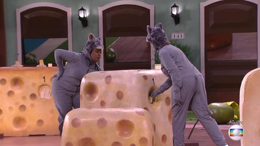 Roberta vence Ieda na última etapa da primeira prova da imunidade "BBB17" - Reprodução/TV Globo