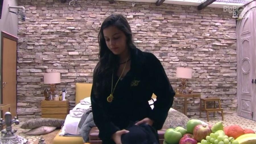 Emilly diz não saber quem Marcos realmente é - Reprodução/TV Globo