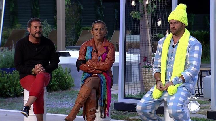 Formação da sexta roça - Reprodução/Record - Reprodução/Record