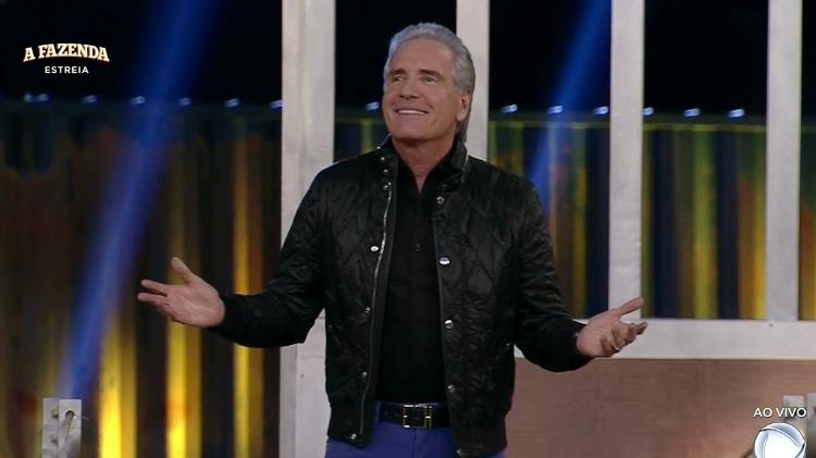 Roberto Justus na estreia da nona temporada de "A Fazenda" - Reprodução/Record - Reprodução/Record