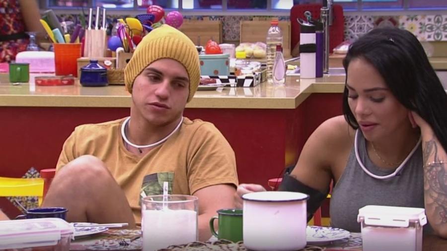 Manoel e Mayara destilam veneno contra brothers - Reprodução/TVGlobo