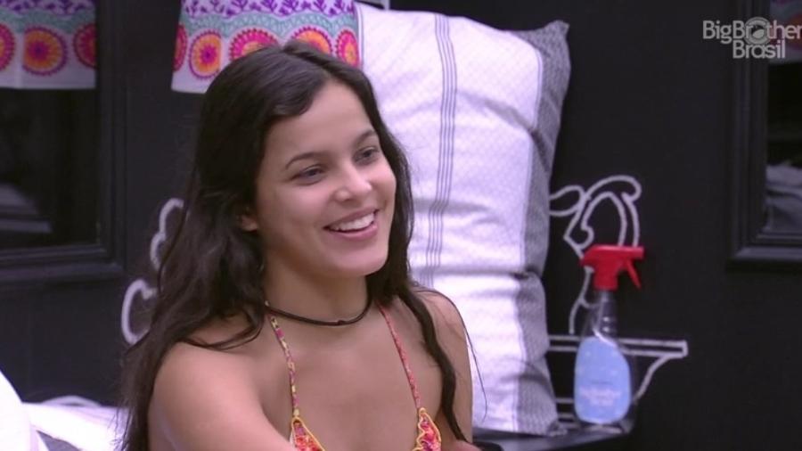 Emilly diz já ter beijado meninas fora do "BBB17" - Reprodução/ TV Globo