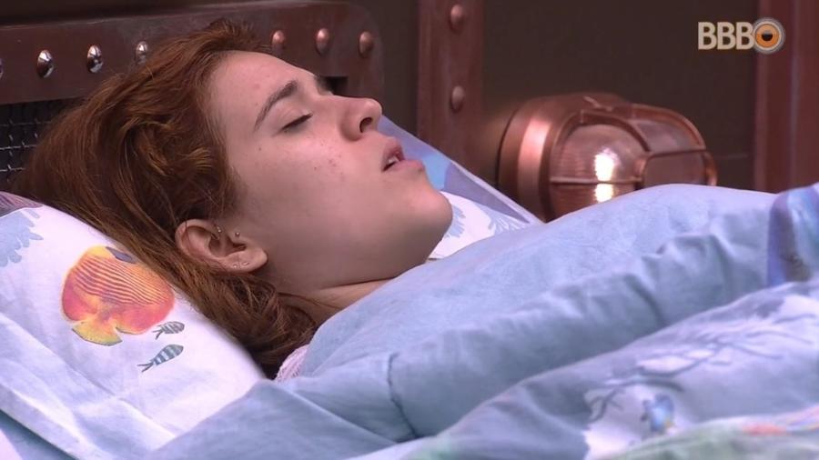 Ana Clara, exausta, conversa com Kaysar após prova de imunidade - Reprodução/Globoplay