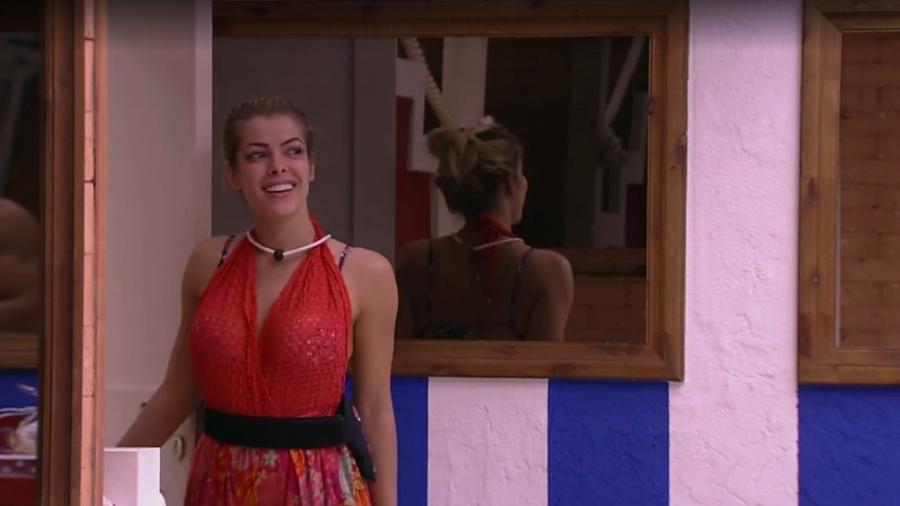 Jaqueline convida os brothers para tomar banho - Reprodução/GloboPlay