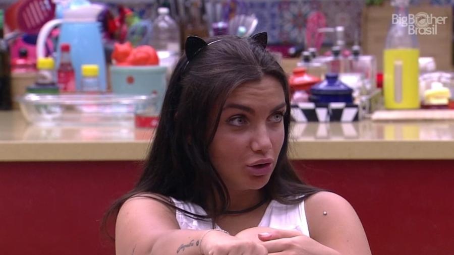 Elettra diz ser sonâmbula - Reprodução/ TV Globo