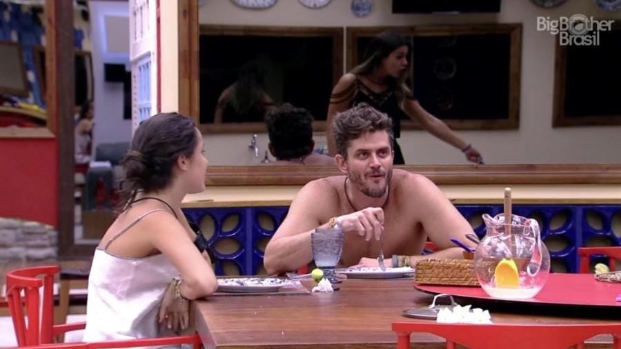 Emilly critica risada de Marcos - Reprodução/ TV Globo