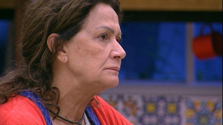 Ieda não aguenta mais as constantes brigas de Marcos e Emilly - Reprodução/TVGlobo
