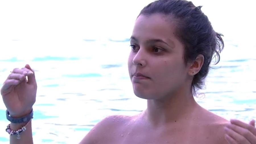 Emilly diz que não está jogando no "BBB17" - Reprodução/ TV Globo