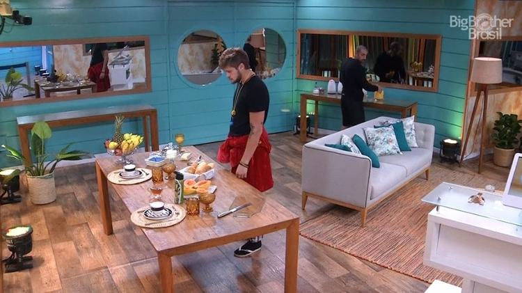 Breno e Kaysar no café da manhã - Reprodução/GloboPlay - Reprodução/GloboPlay