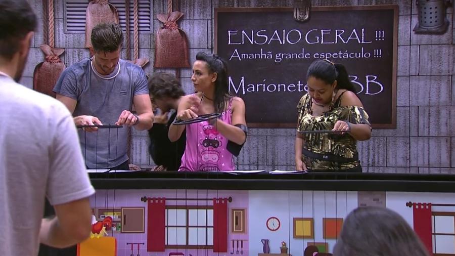 Marinalva ensaio ao lado de Elis e Marcos - Reprodução/Tv Globo