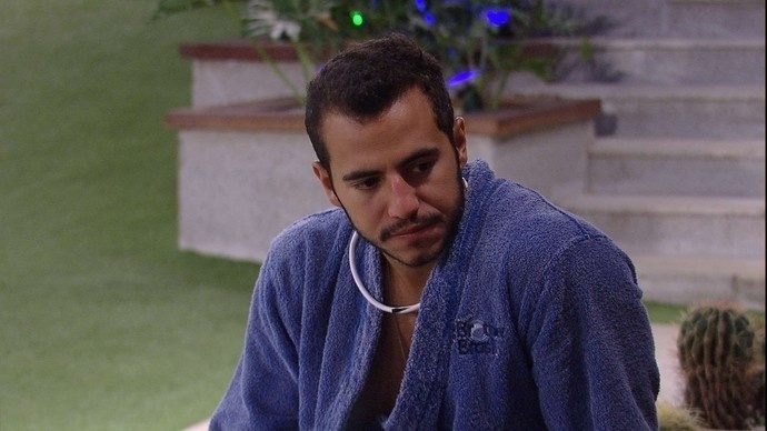 25.jan.2016 - Matheus conversa com Ana Paula de sua primeira impressão sobre a sister. "Te achei mesquinha" - Reprodução/TV Globo