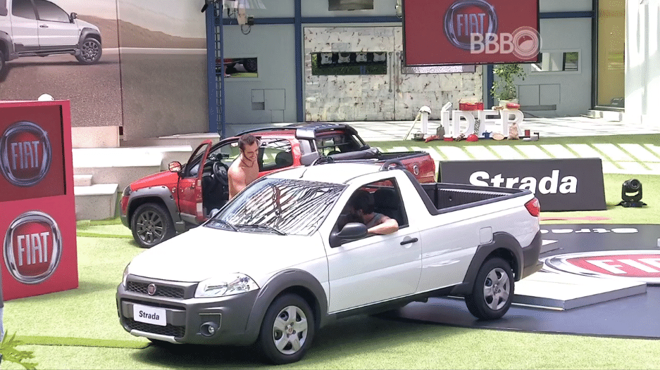 26.fev.2016 - Renan e Tamiel são os últimos a deixar prova do líder - Reprodução/TV Globo