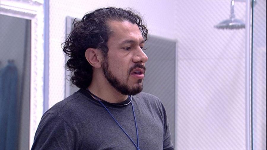 Rômulo foi tema de conversa entre Ilmar, Marcos e Emill7 - Reprodução/TVGlobo