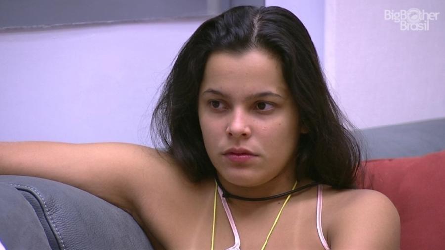 Emilly afirma se sentir responsável pela família - Reprodução/TV Globo