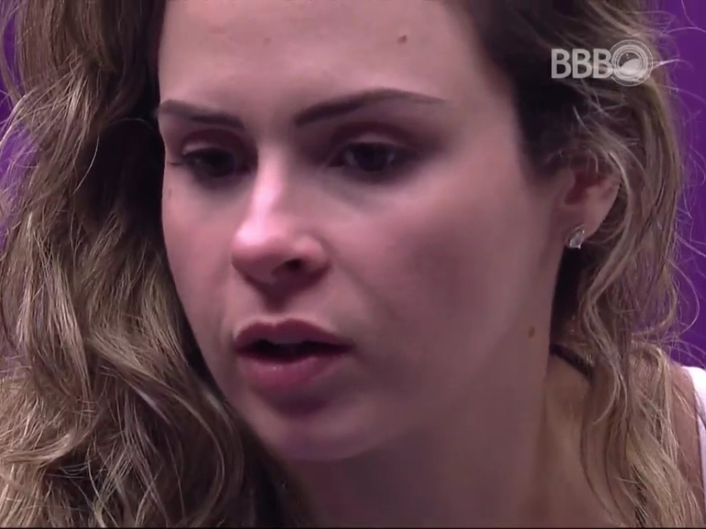 29.fev.2016 - Ana paula conversa com Ronan sobre comportamento de Geralda e o brother comenta: "Enquanto ela não votar na gente está bom" - Reprodução/TV Globo