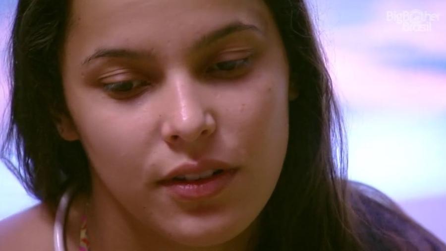 "Não fica querendo mudar a cabeça de todo mundo", diz Emilly para Marcos - Reprodução/ TV Globo