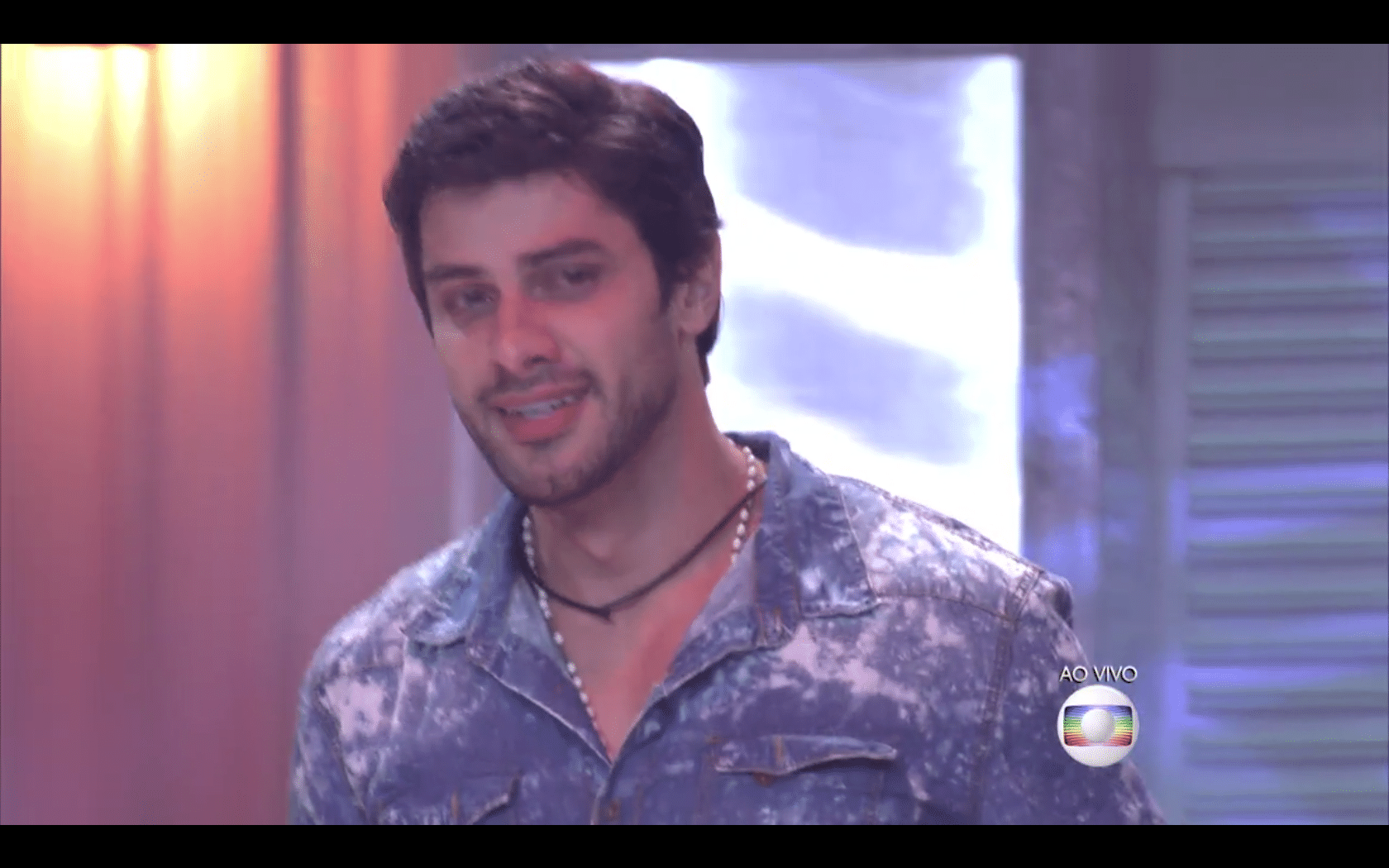 15.mar.2016 - Renan chora ao ser eliminado do sétimo paredão do "BBB16" - Reprodução/TV Globo