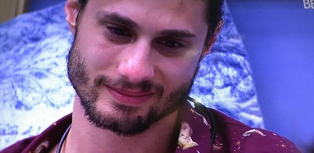 Pedro chora ao ouvir relato sobre morte de mãe de Emilly - Reprodução/TV Globo - Reprodução/TV Globo