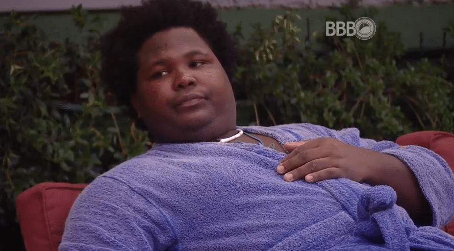 23.fev.2016 - Munik sugere que seria mais saudável se Ronan perdesse peso. O comentário deixou o brother irritado - Reprodução/Globo