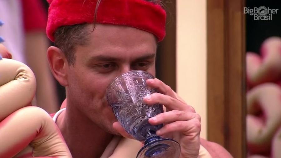 4.fev.2017 - Marcos, participante do "BBB17" - Reprodução/TVGlobo