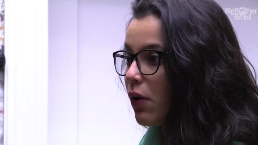 Emilly volta a responsabilizar Elis pelo paredão formado por Vivian e Mayara - Reprodução/Tv Globo